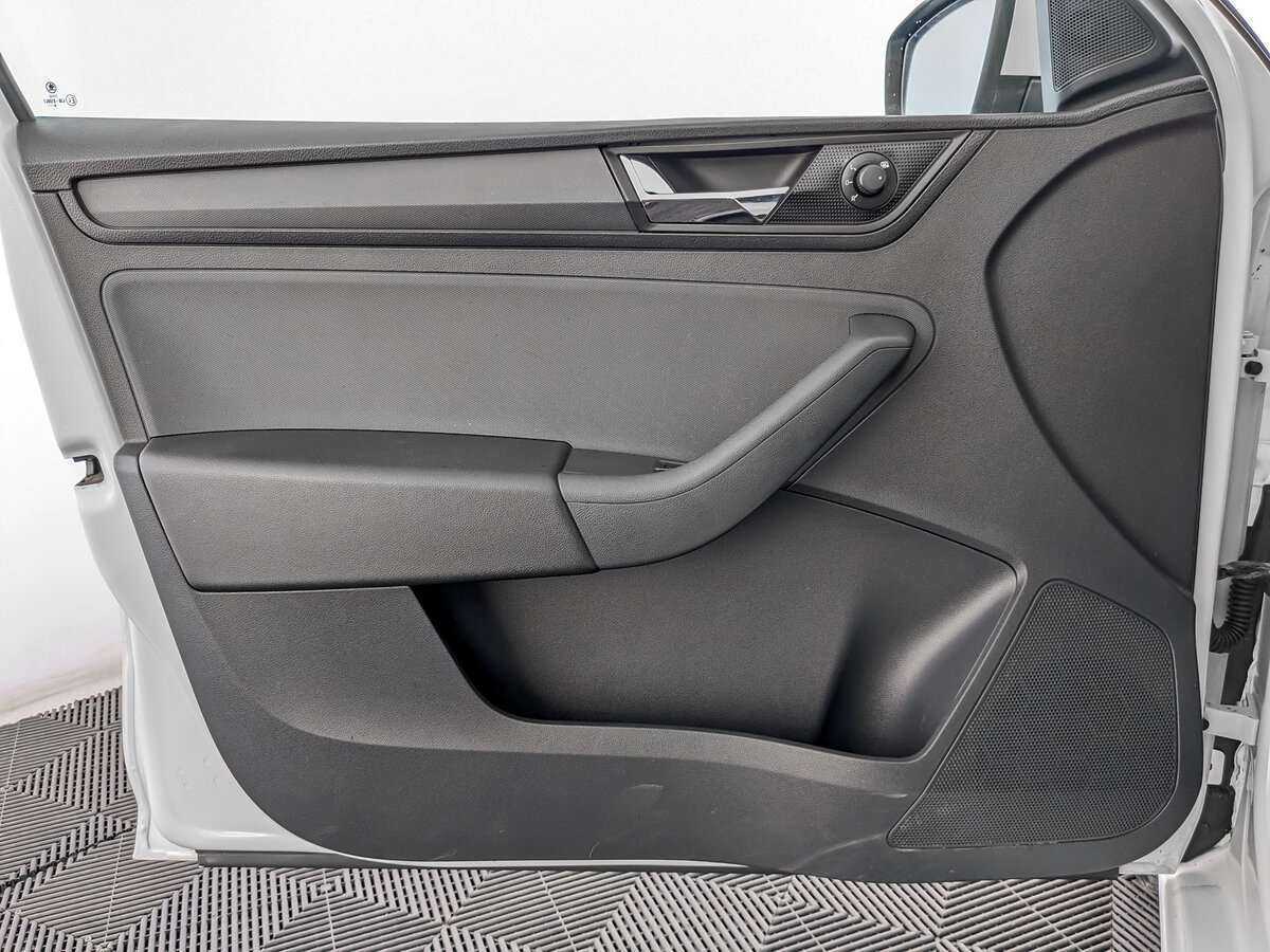 Skoda Rapid, 2018 Фото №15