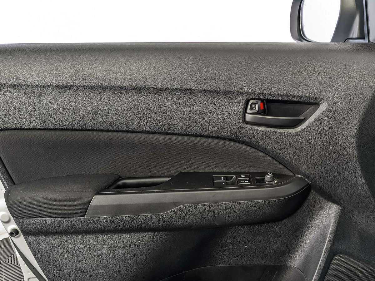 Suzuki Vitara, 2019 Фото №19