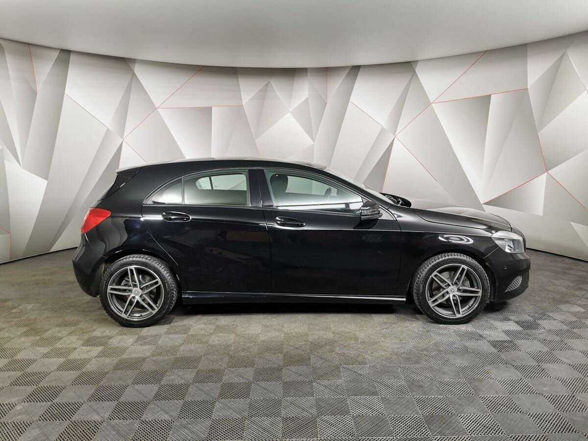 Mercedes-Benz A-Класс 180, 2014 - 70 496 км. | Фото №6
