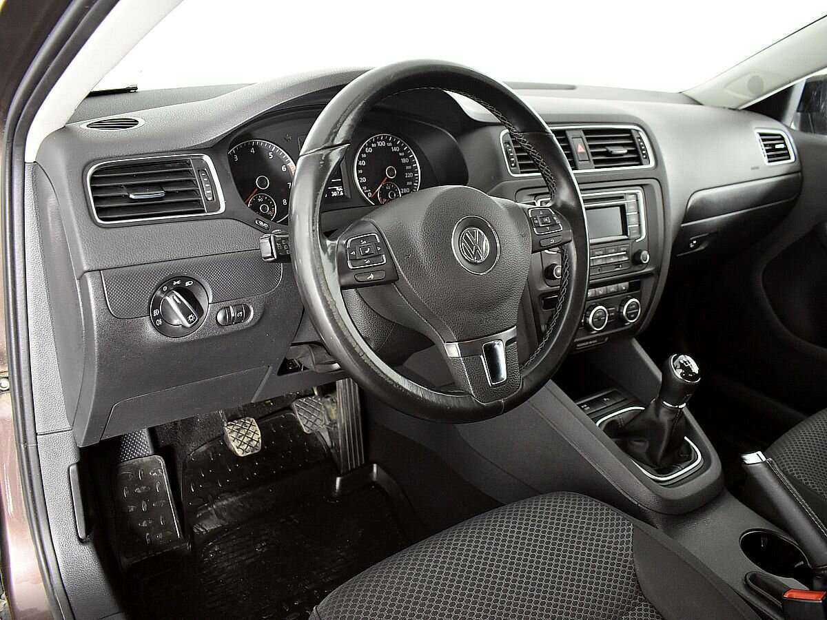 Volkswagen Jetta, 2014 - 215 750 км. | Фото №6