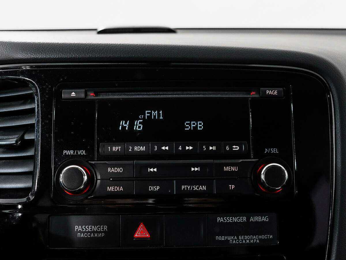 Mitsubishi Outlander, 2012 Фото №13