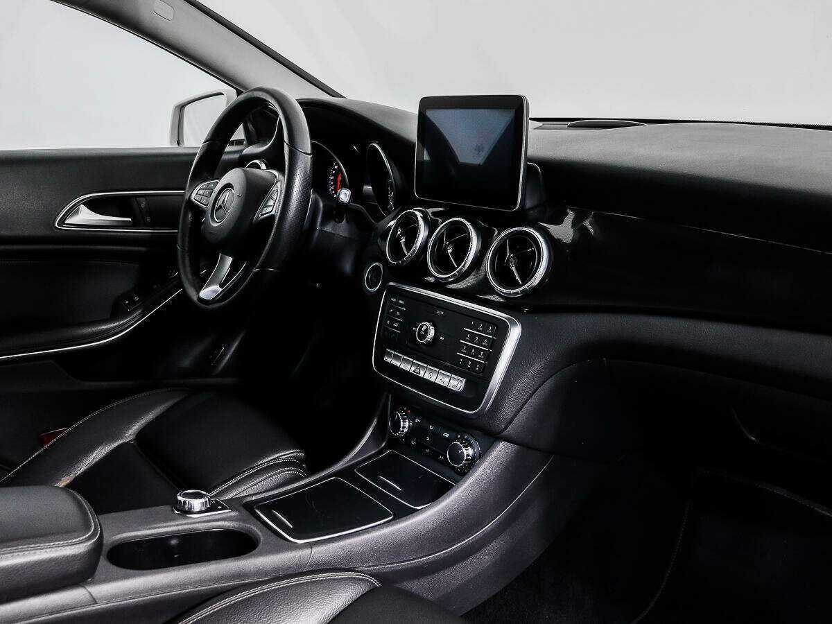 Mercedes-Benz CLA 250, 2016 Фото №11