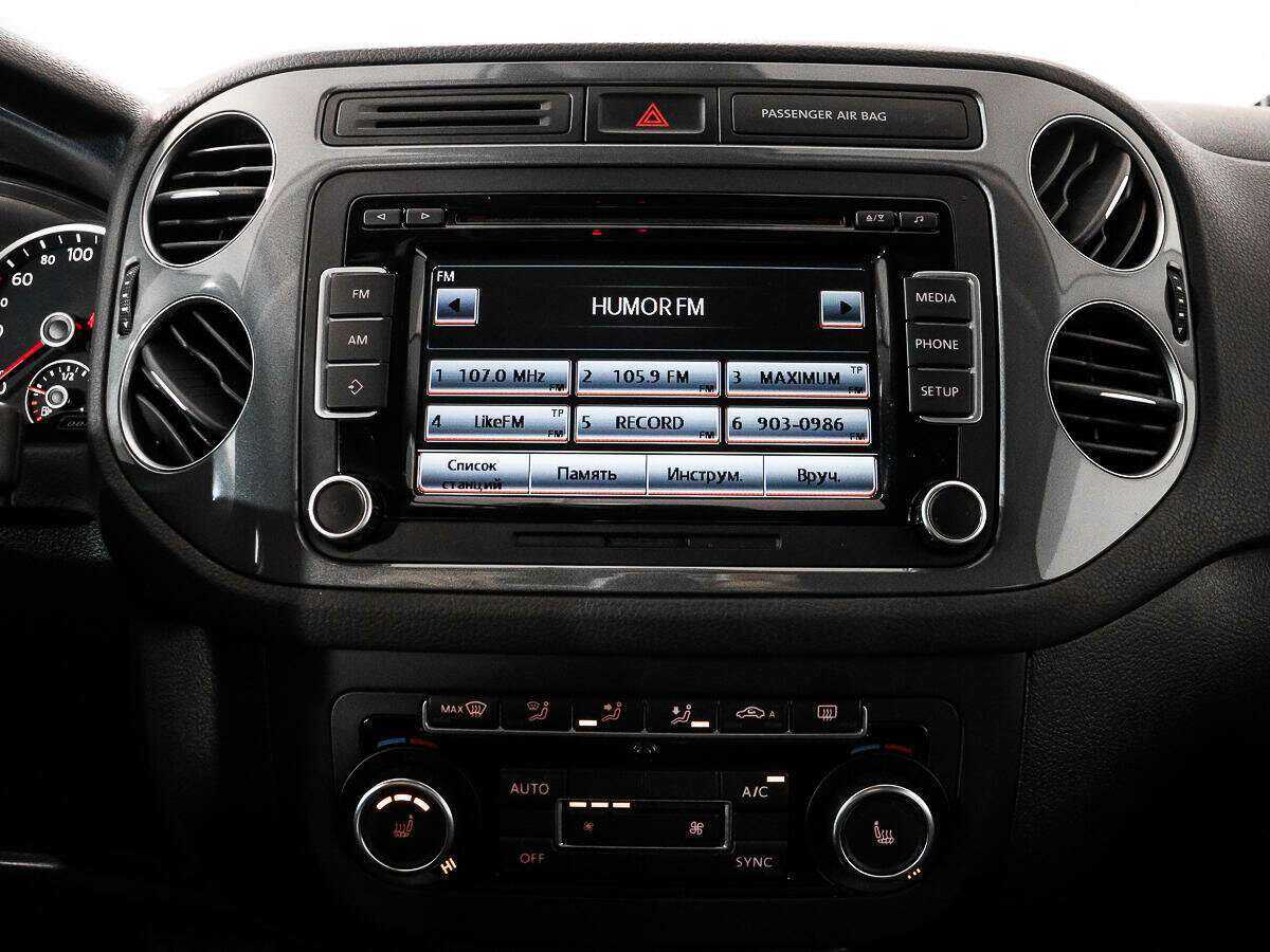 Volkswagen Tiguan, 2015 Фото №14