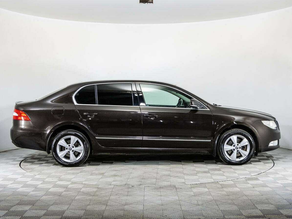 Skoda Superb, 2012 Фото №4