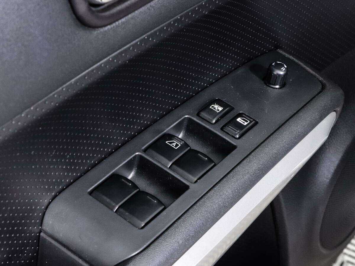 Nissan X-Trail, 2012 Фото №15