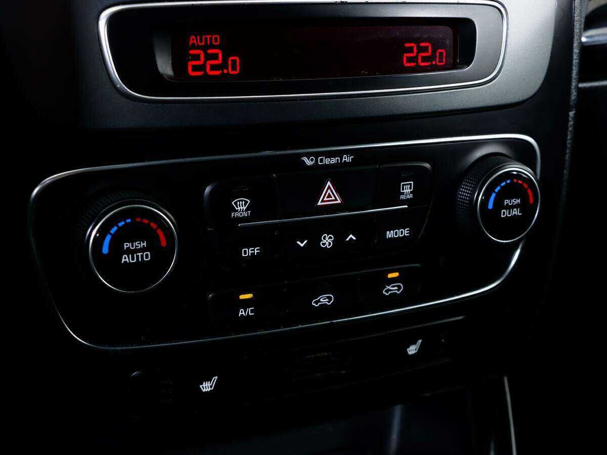 Kia Sorento, 2013 Фото №15