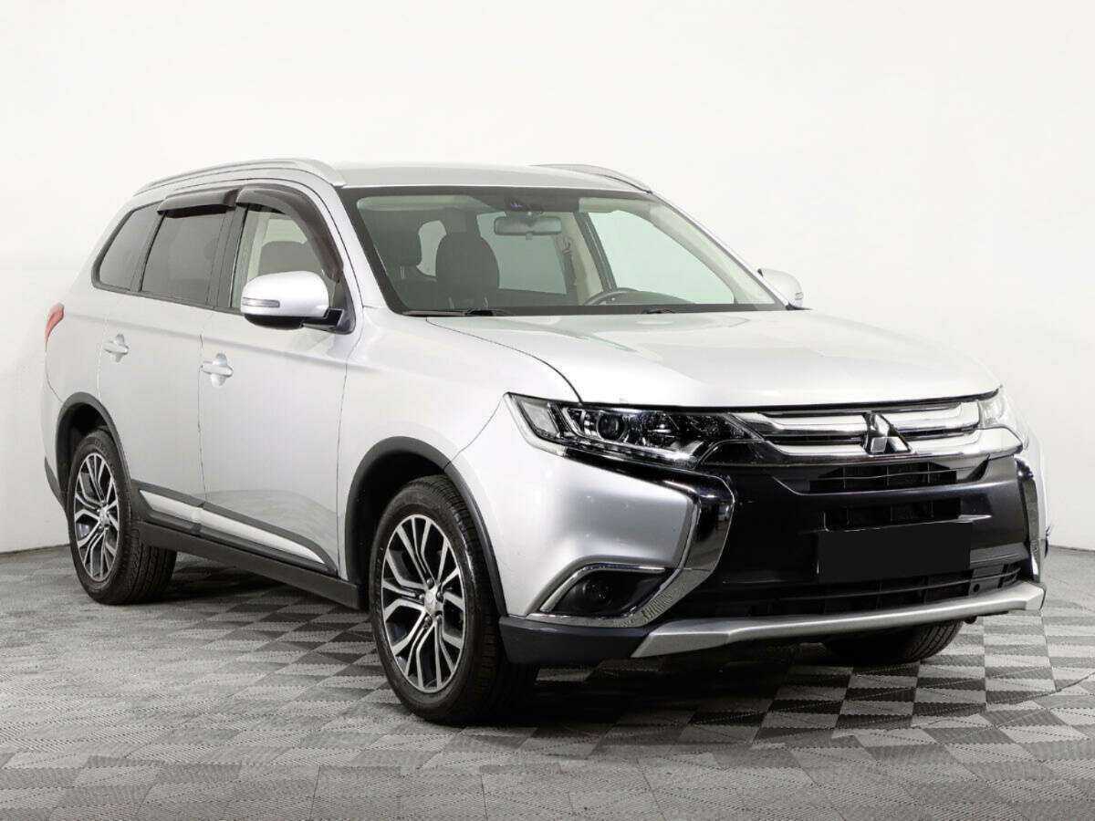 Mitsubishi Outlander, 2018 Фото №3