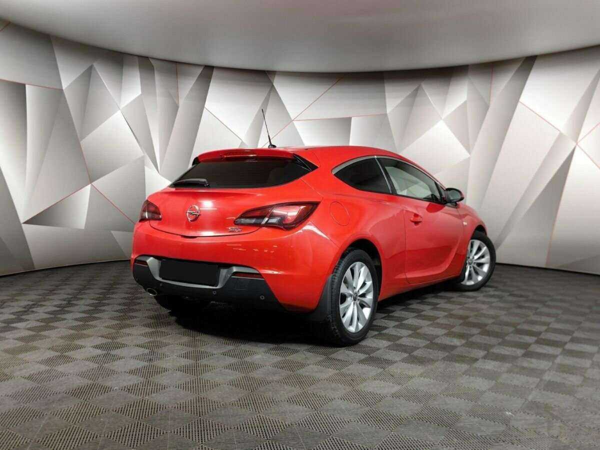 Opel Astra GTC, 2012 - 85 000 км. | Фото №2