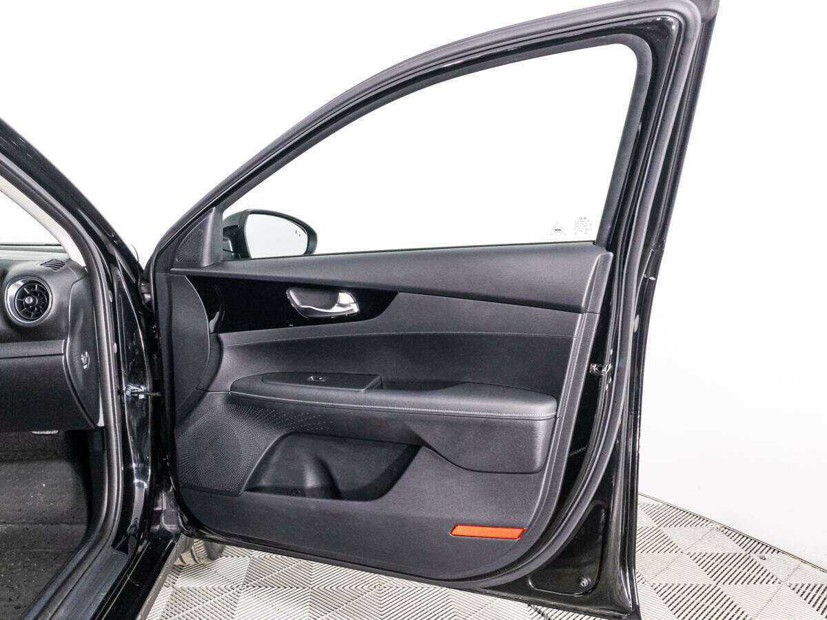 Kia Cerato, 2019 Фото №28