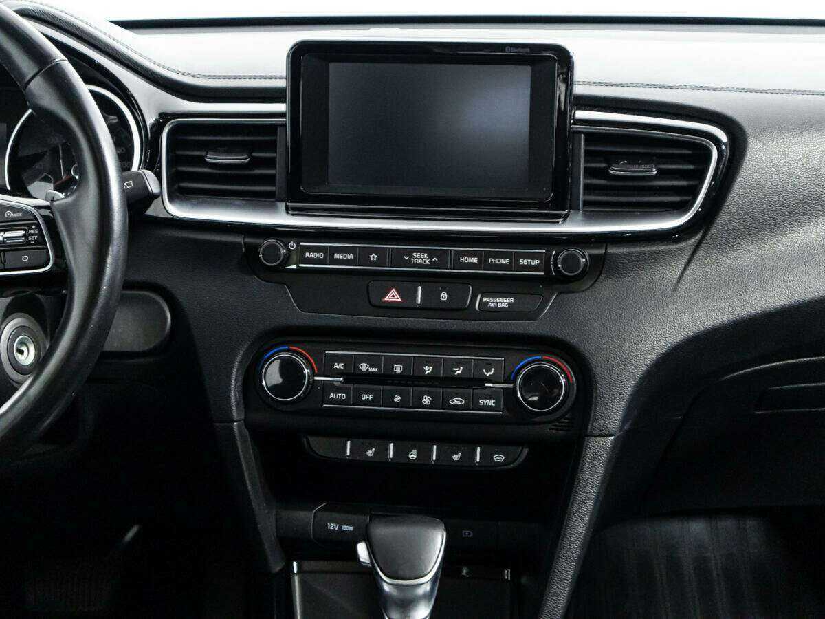 Kia Ceed, 2018 Фото №14