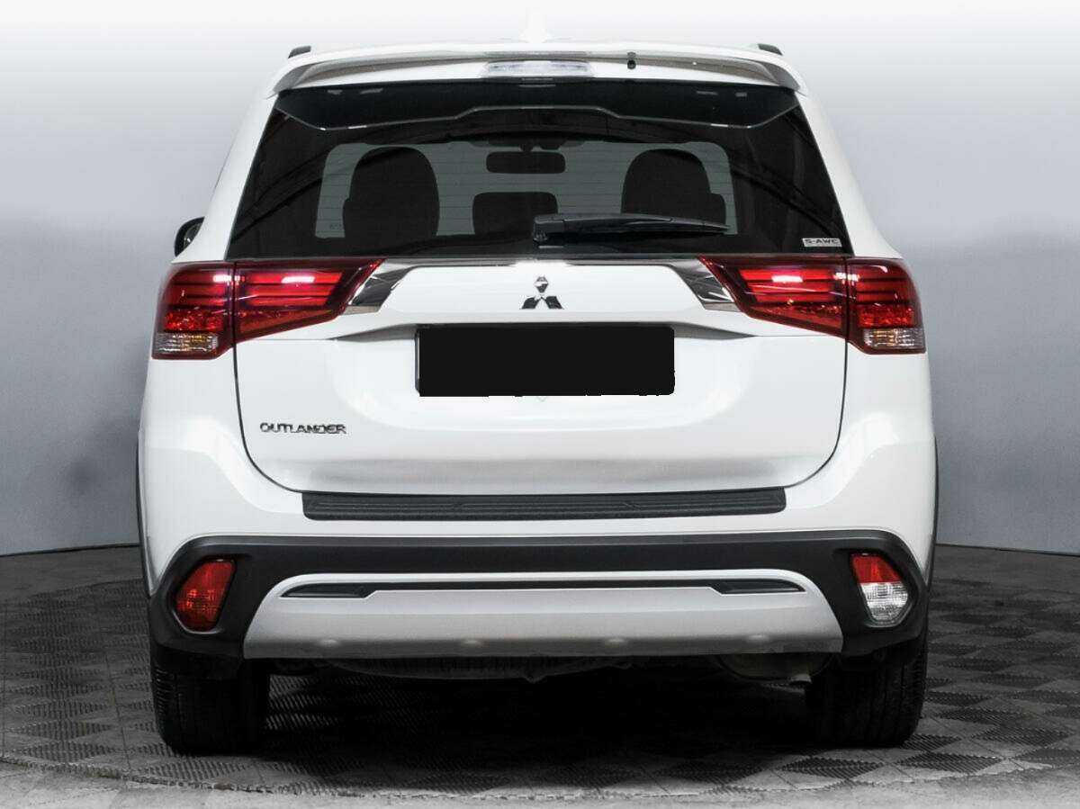 Mitsubishi Outlander, 2021 - 43 837 км. | Фото №6