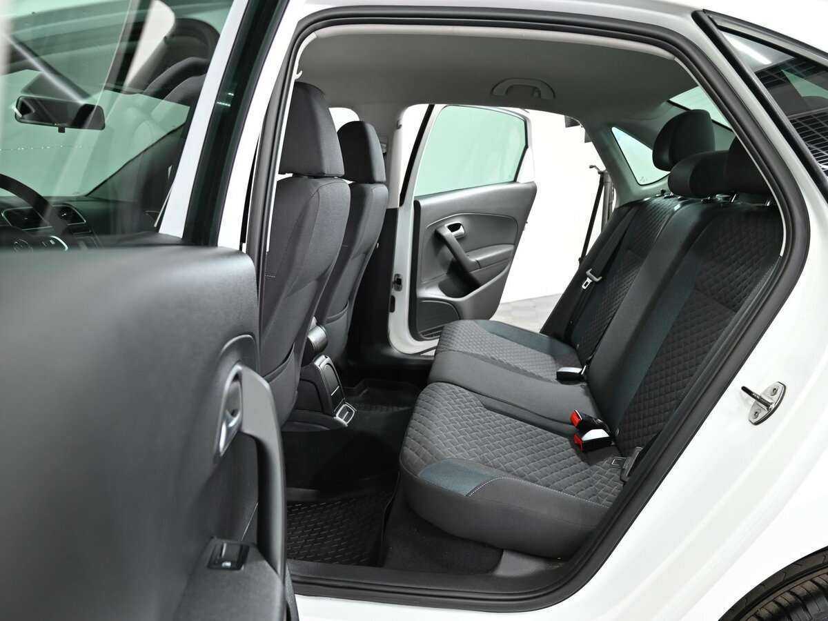 Volkswagen Polo, 2019 Фото №13
