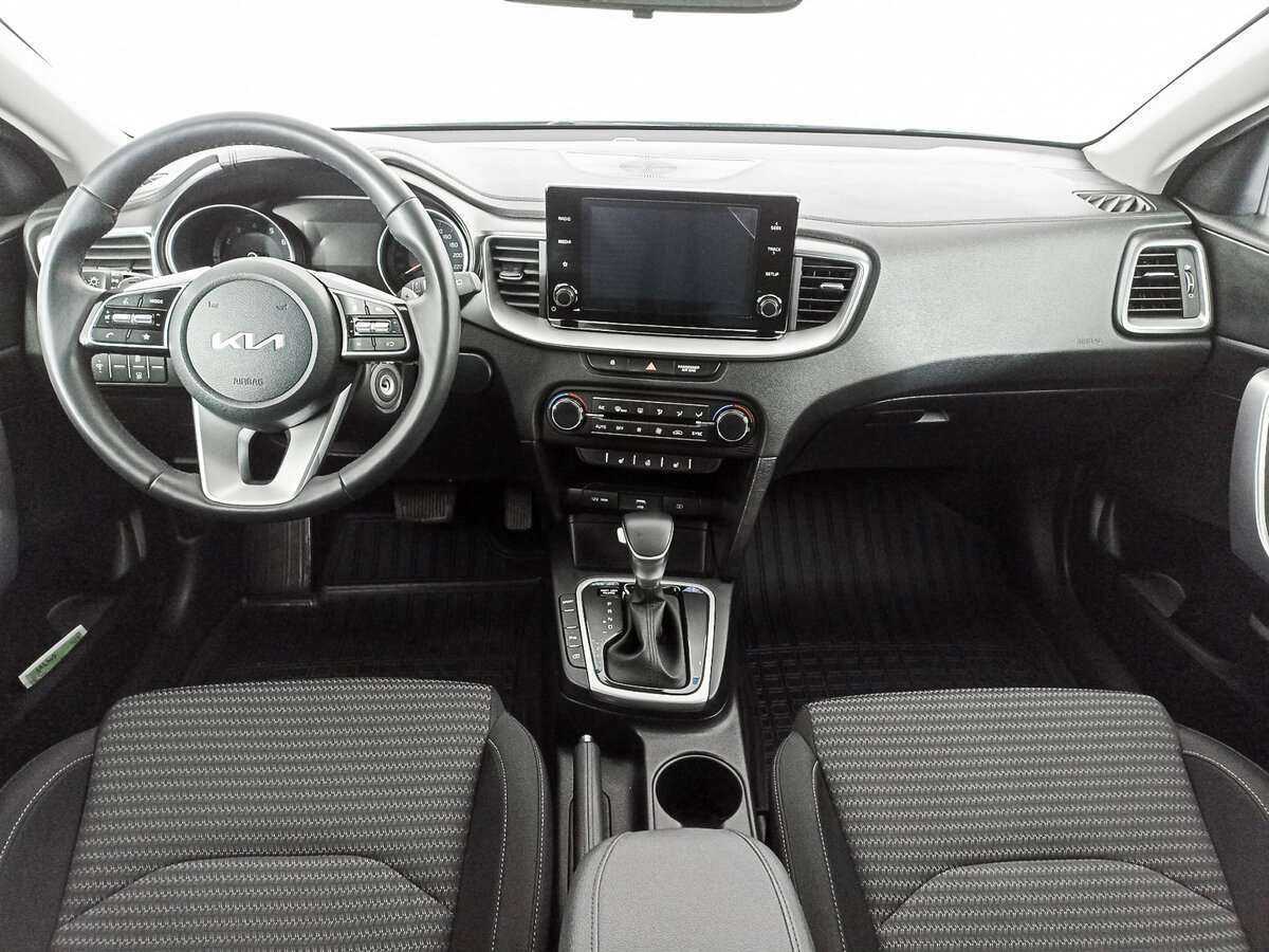 Kia Ceed, 2022 Фото №12