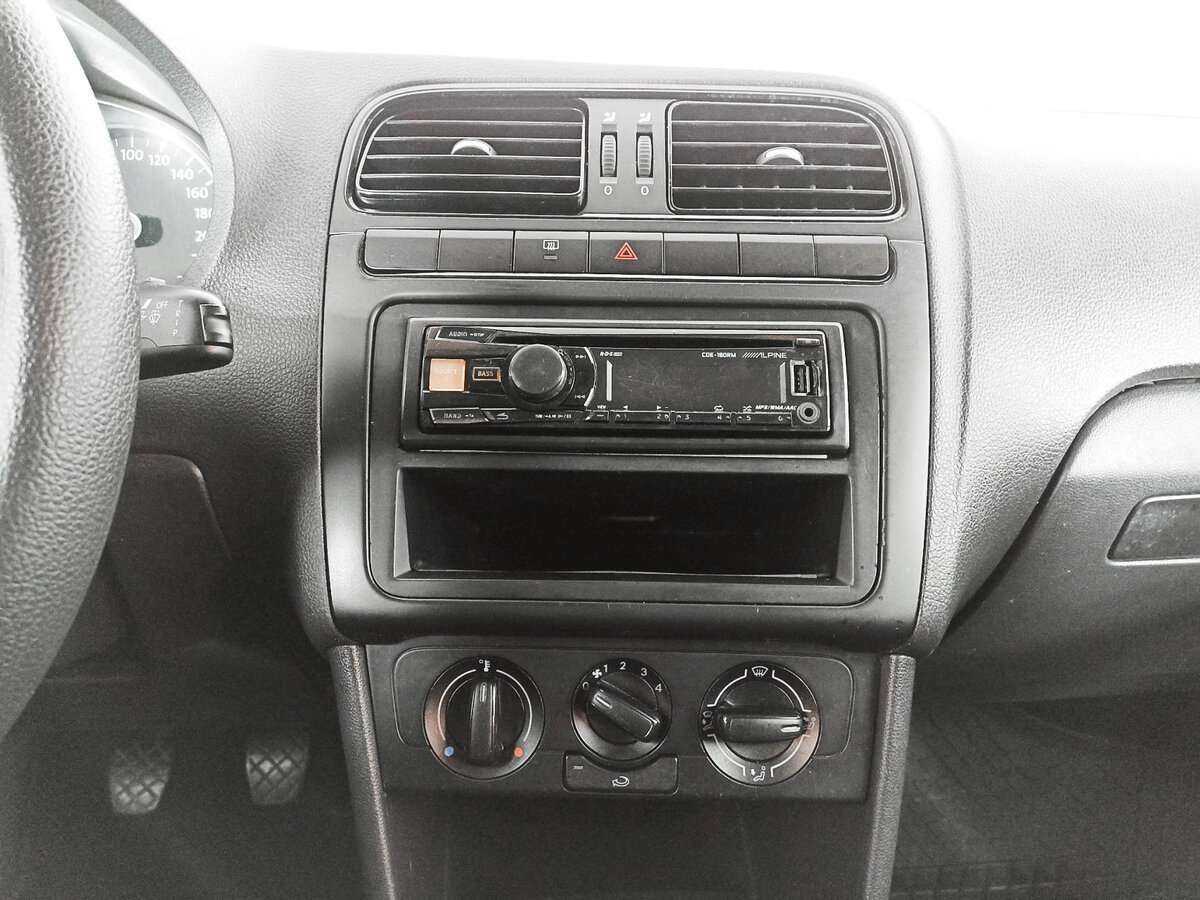 Volkswagen Polo, 2013 Фото №12