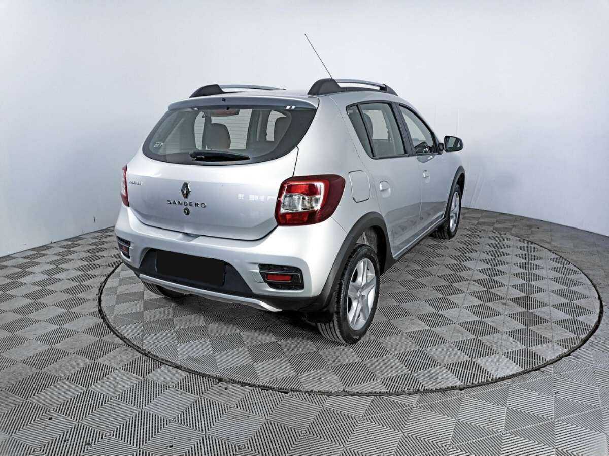 Renault Sandero Stepway, 2017 - 82 437 км. | Фото №5