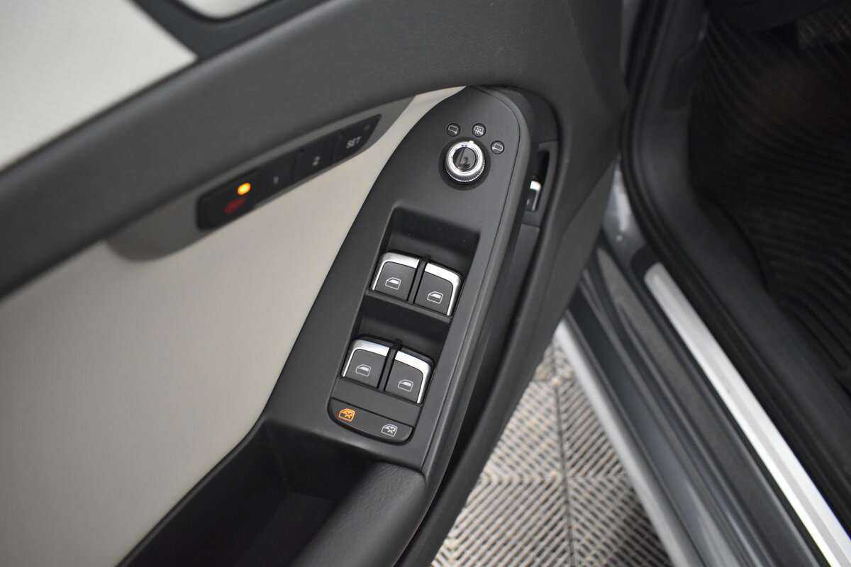 Audi A4, 2012 Фото №8