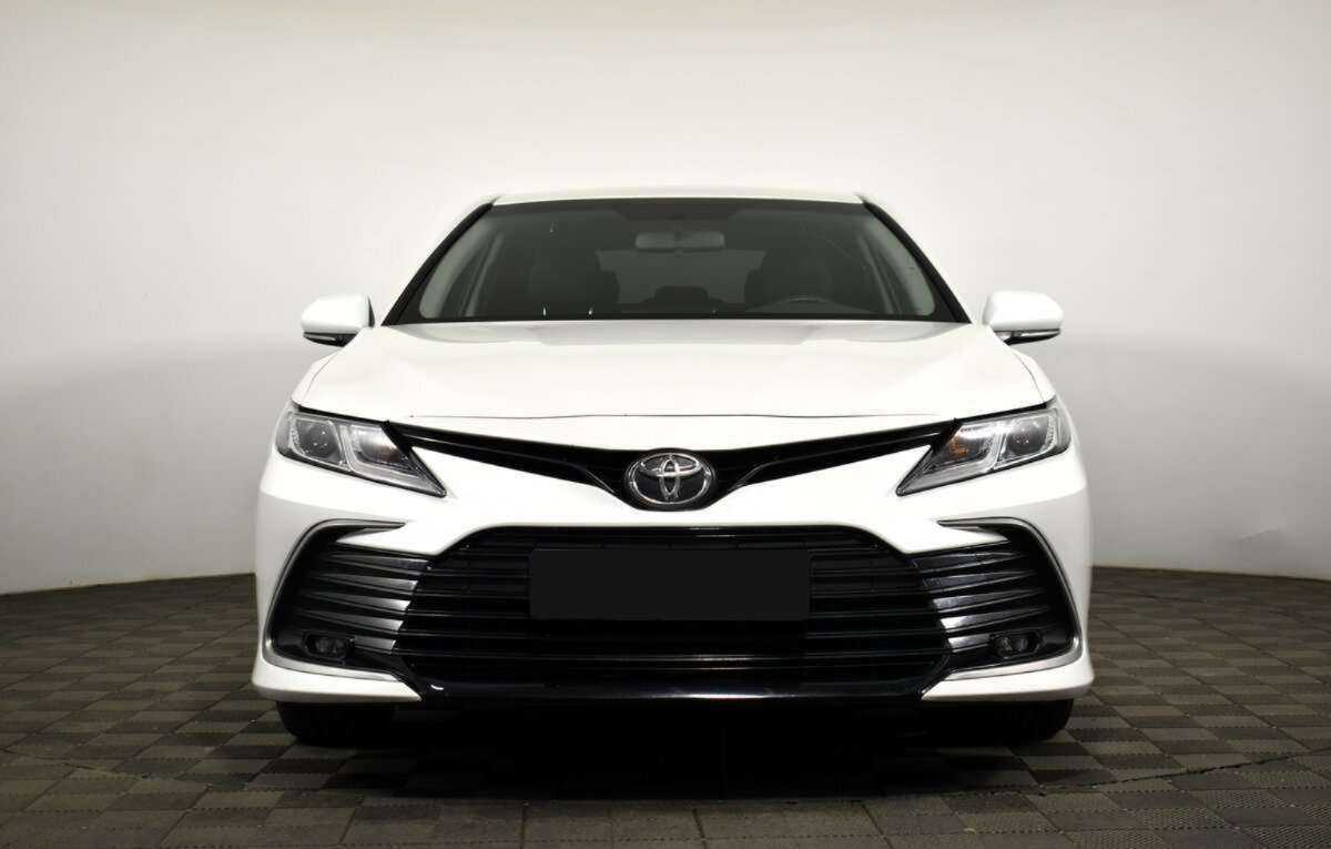 Toyota Camry, 2021 - 72 000 км. | Фото №2