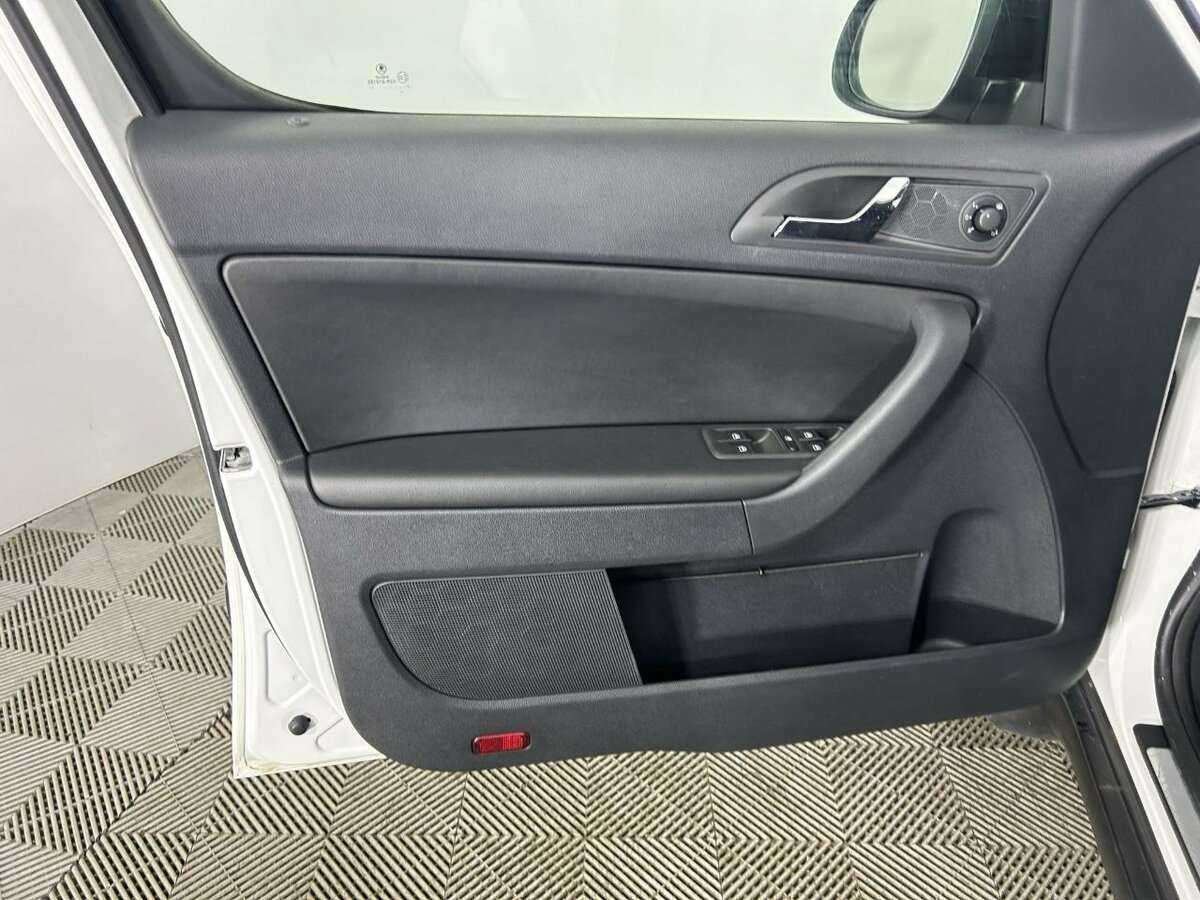 Skoda Yeti, 2017 Фото №8