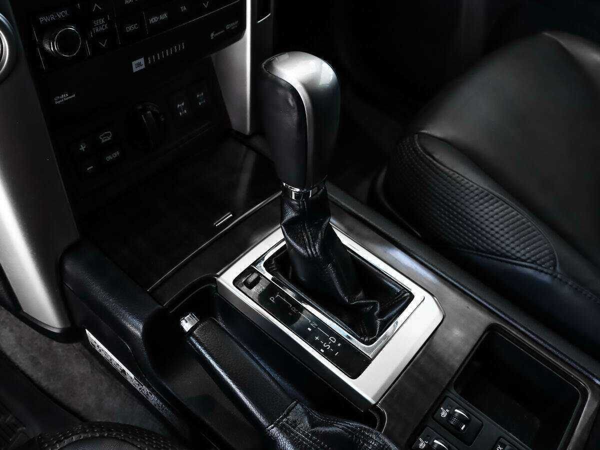 Toyota Land Cruiser Prado, 2012 Фото №11