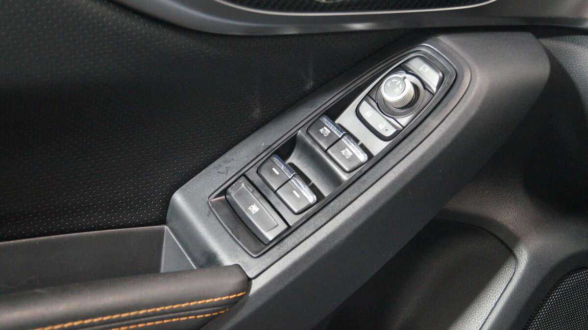 Subaru XV, 2018 Фото №13