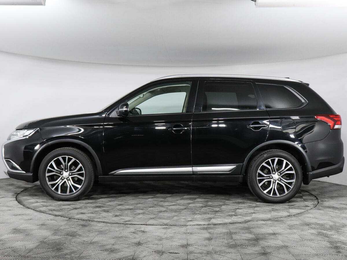 Mitsubishi Outlander, 2018 - 146 078 км. | Фото №8