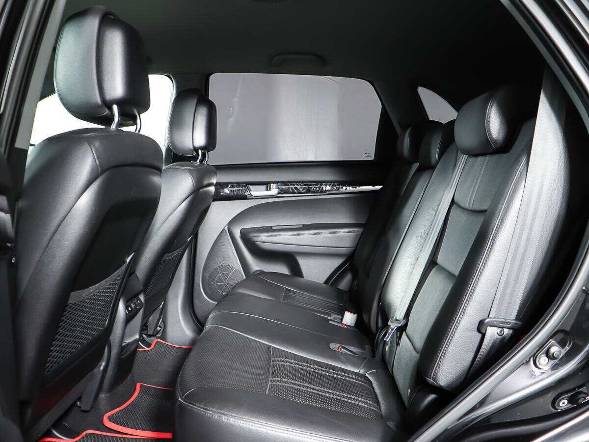 Kia Sorento, 2018 Фото №10