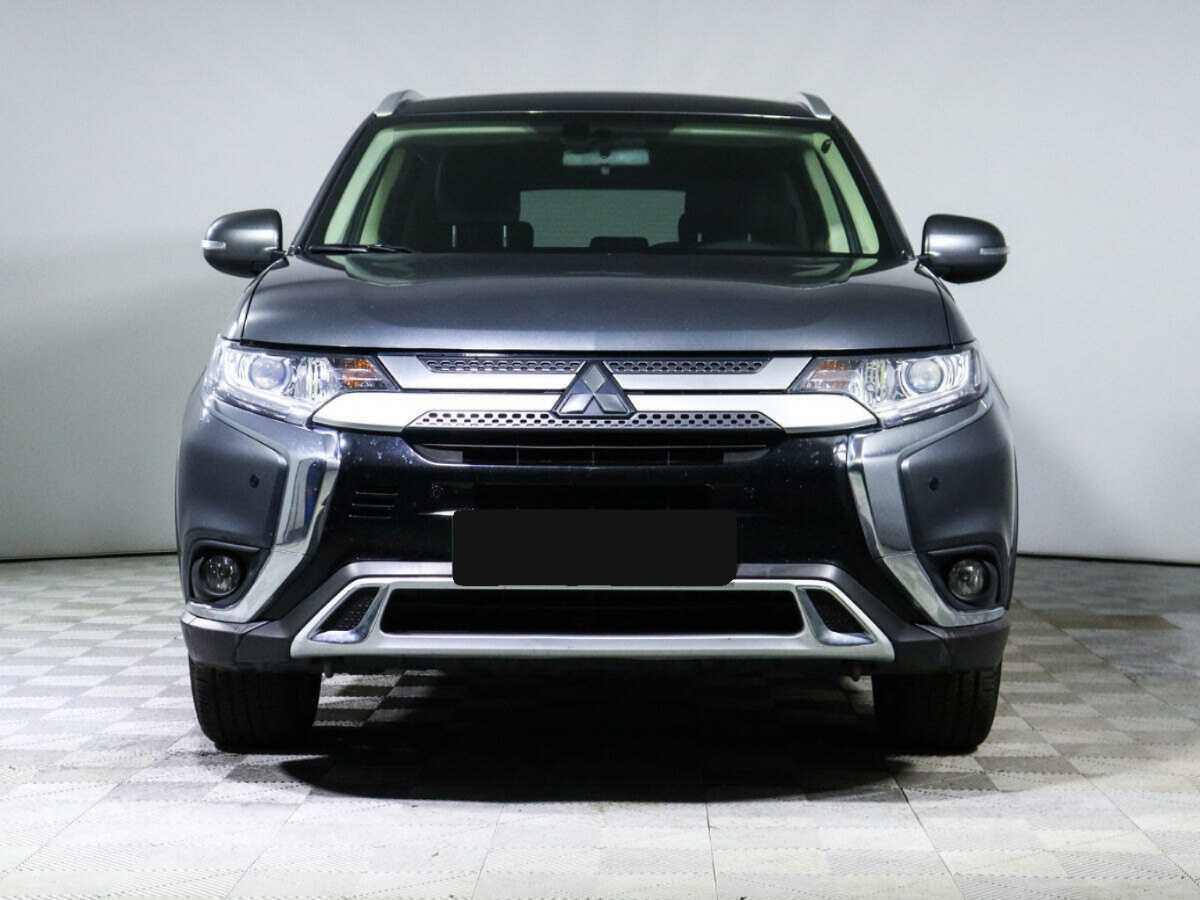 Mitsubishi Outlander, 2021 - 60 007 км. | Фото №2