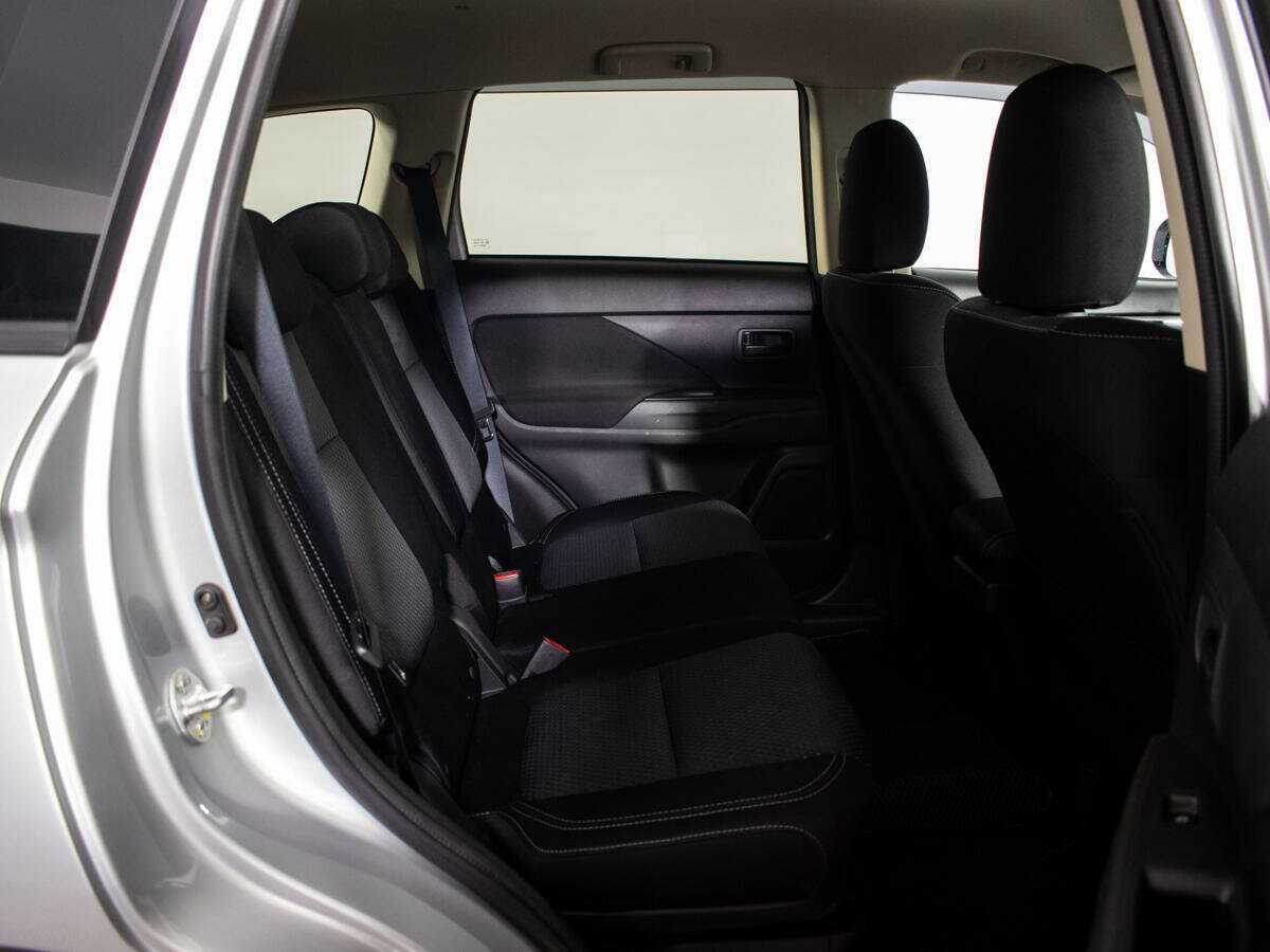 Mitsubishi Outlander, 2019 Фото №8