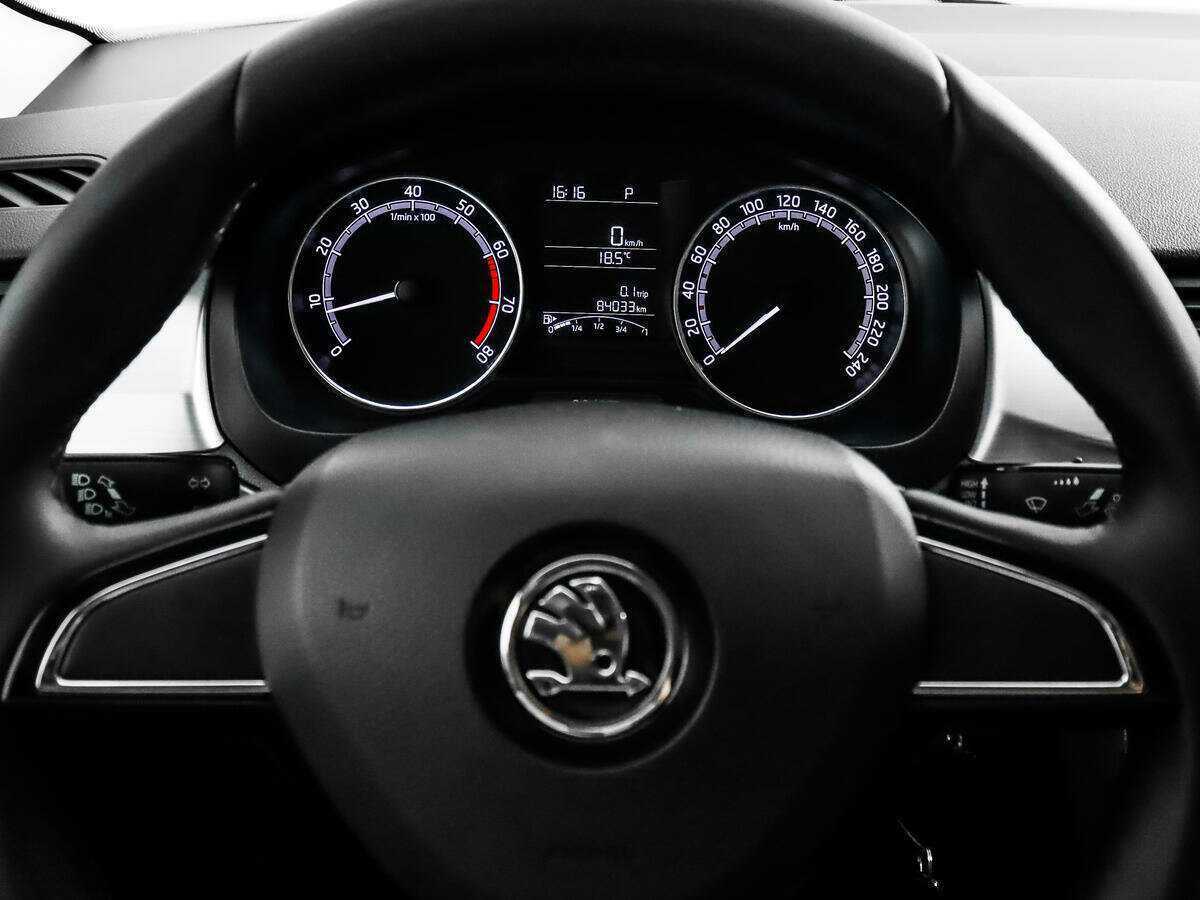 Skoda Rapid, 2018 Фото №16
