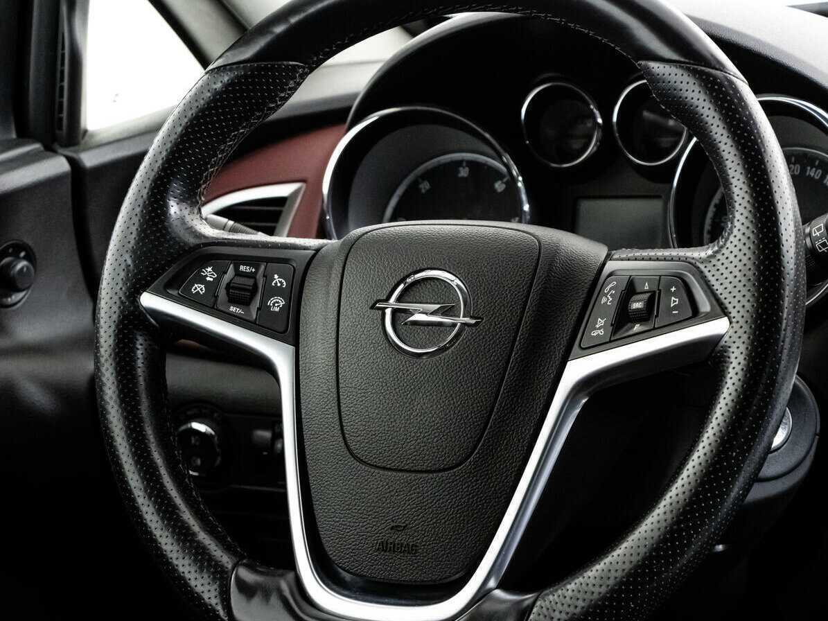 Opel Astra GTC, 2013 Фото №17