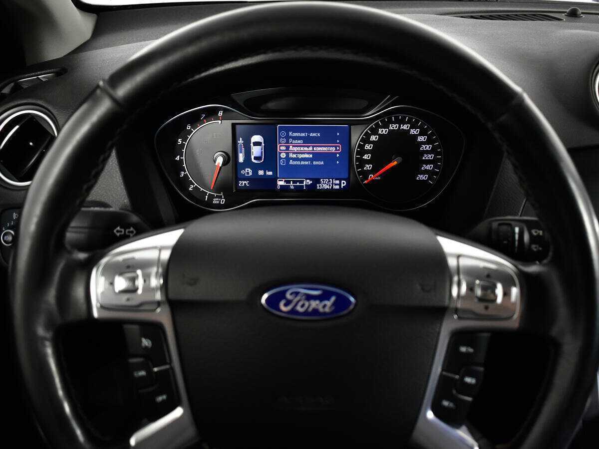 Ford Mondeo, 2013 Фото №11