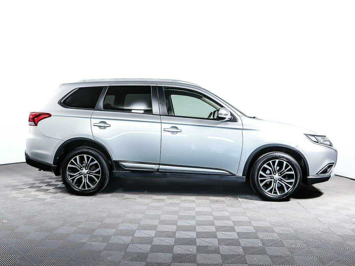Mitsubishi Outlander, 2016 - 60 538 км. | Фото №3