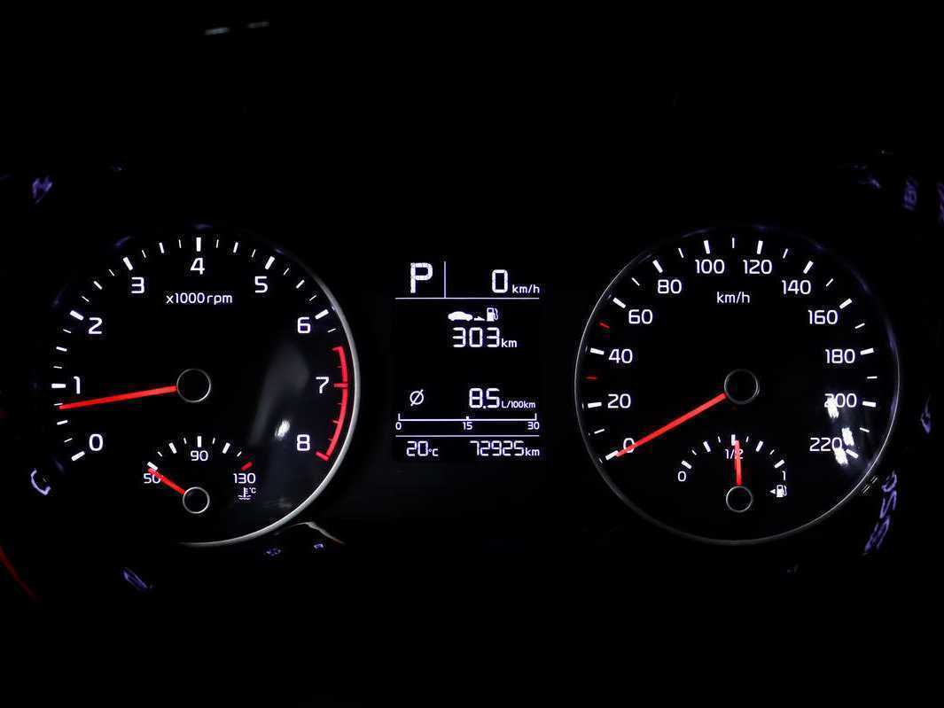 Kia Rio X-Line, 2018 Фото №10