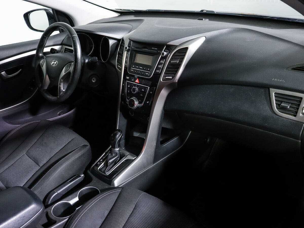 Hyundai i30, 2012 Фото №8