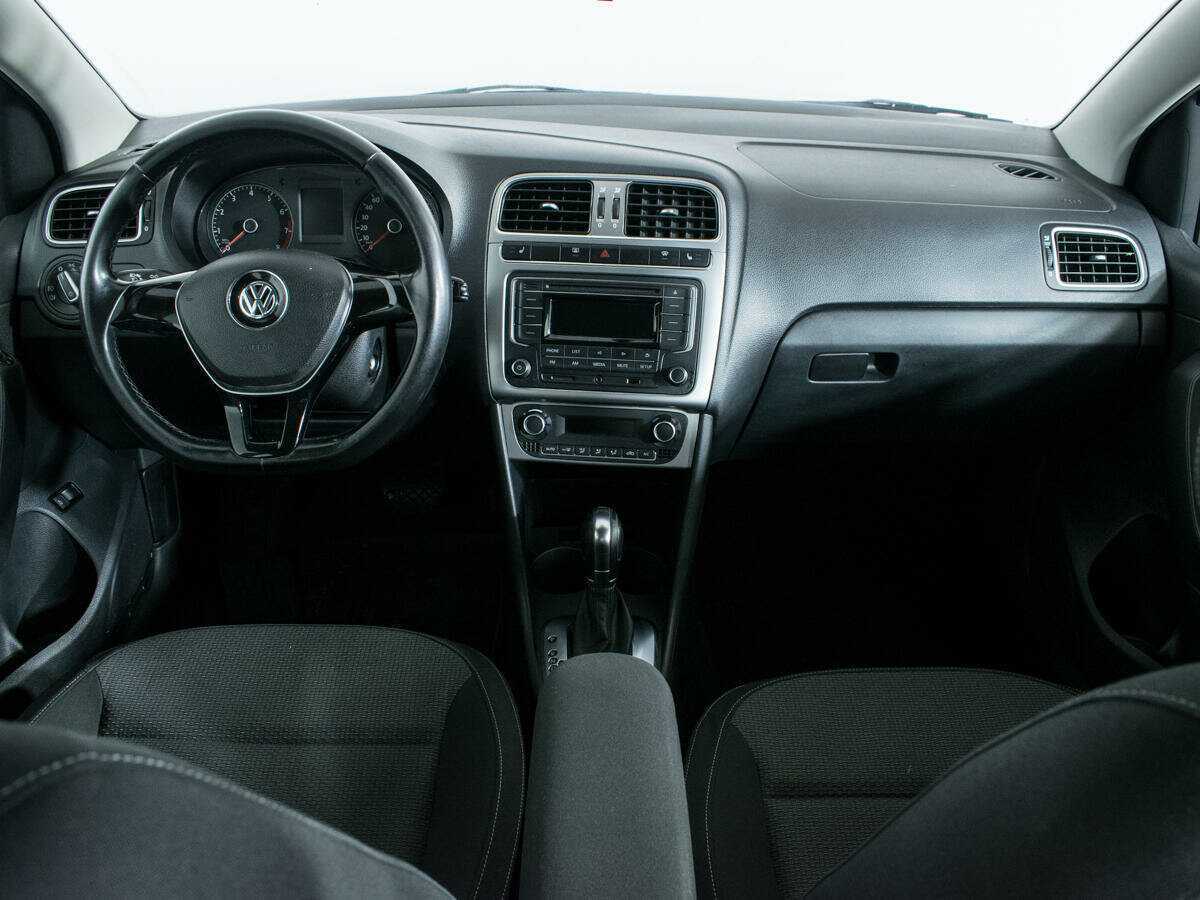 Volkswagen Polo, 2016 Фото №12