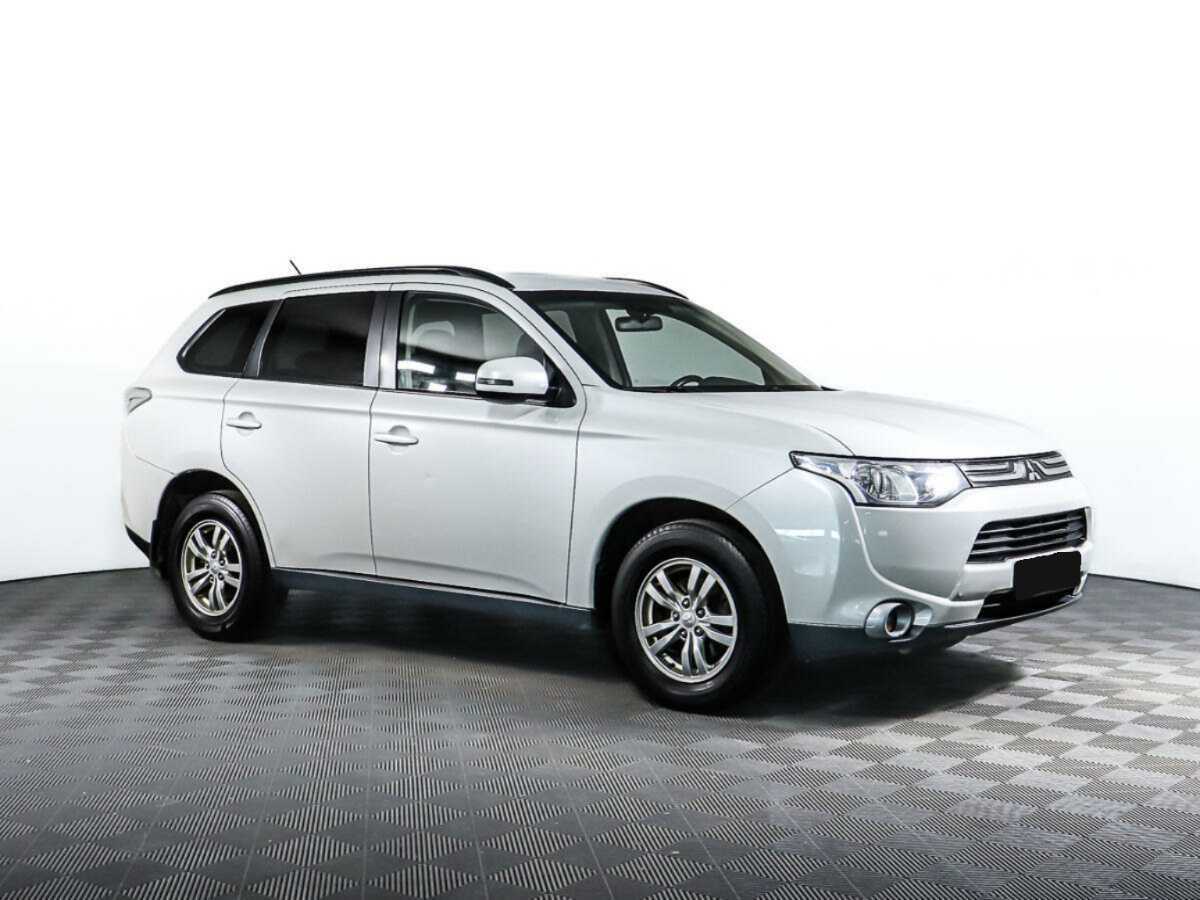 Mitsubishi Outlander, 2013 - 200 538 км. | Фото №2
