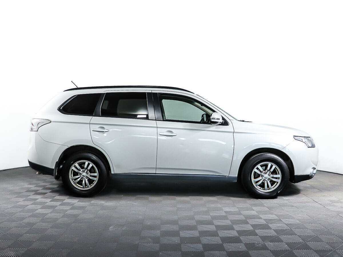 Mitsubishi Outlander, 2013 - 200 538 км. | Фото №3