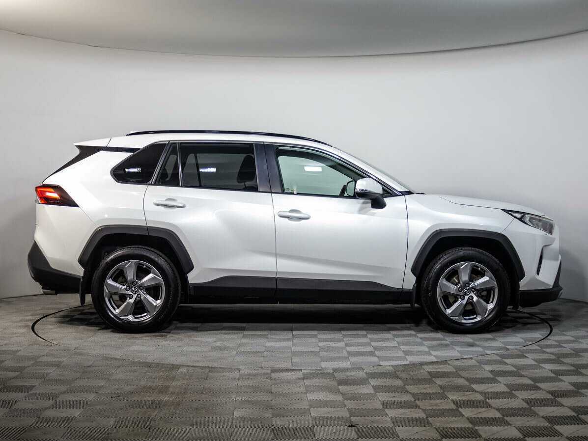 Toyota RAV4, 2020 - 63 125 км. | Фото №3