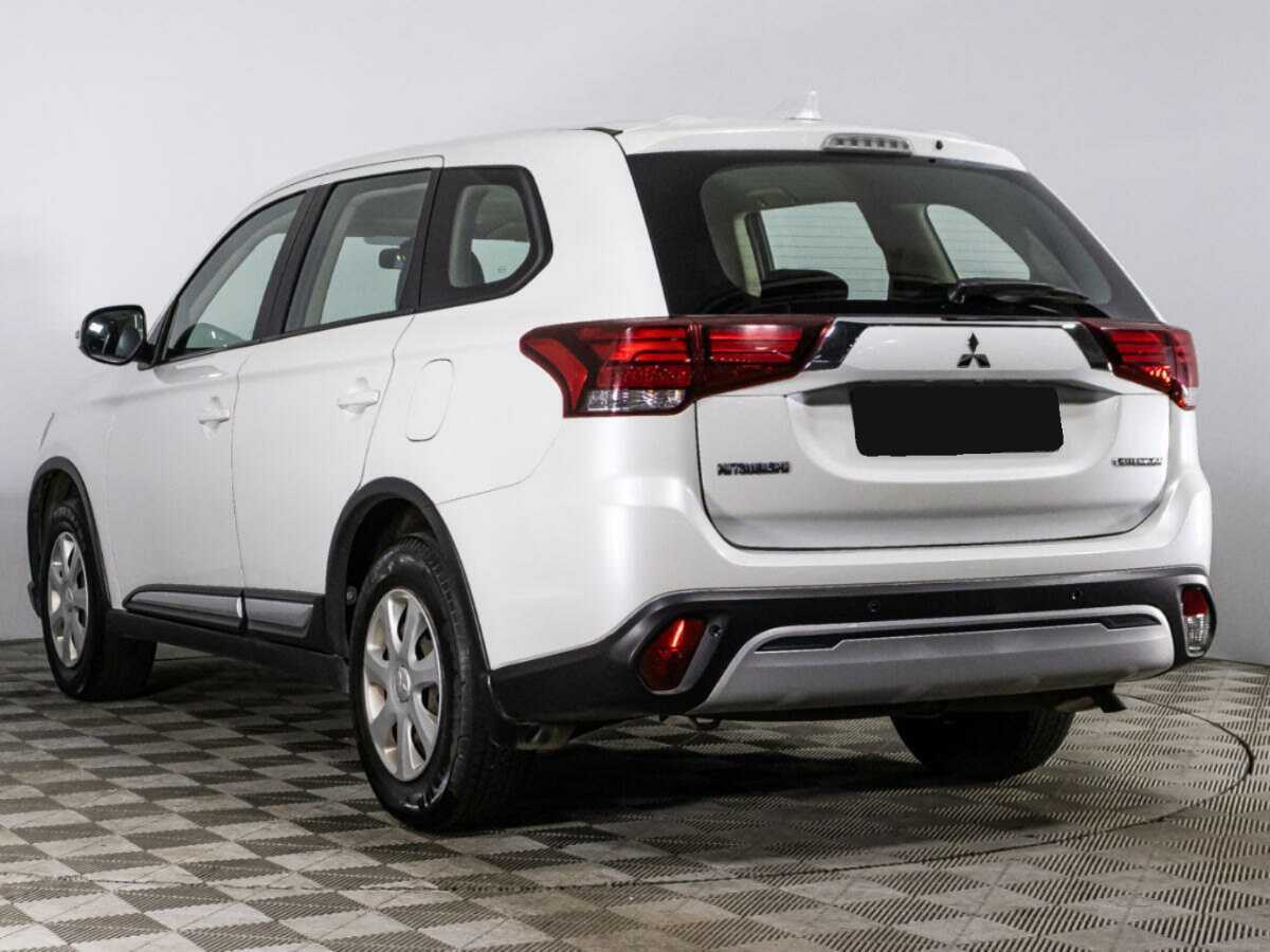 Mitsubishi Outlander, 2020 Фото №7