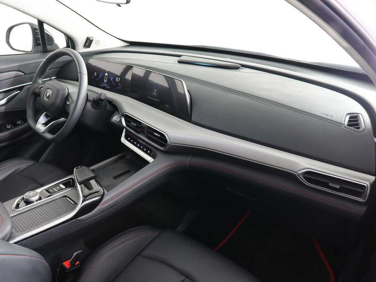 Changan UNI-T, 2021 Фото №10