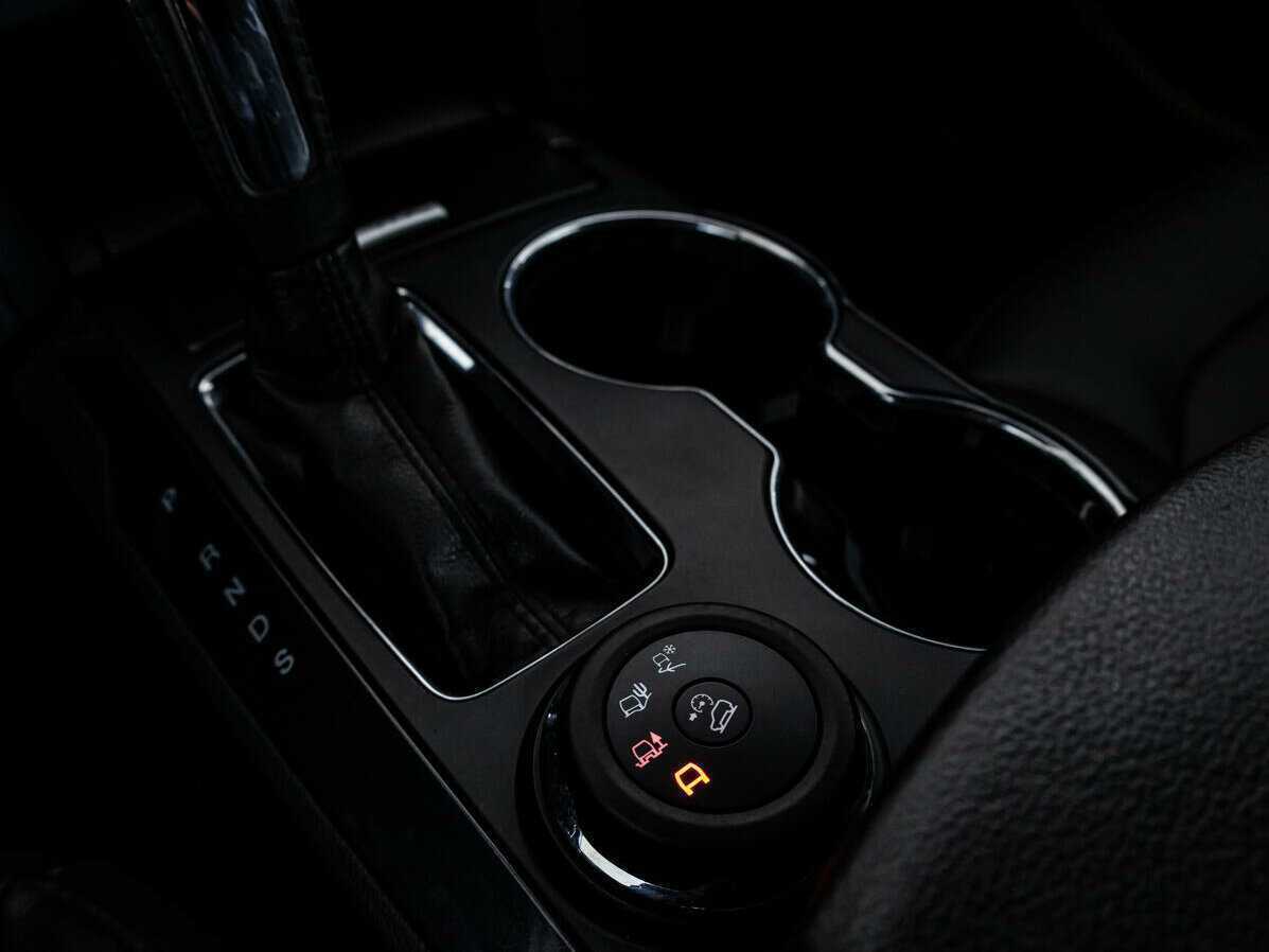 Ford Explorer, 2017 Фото №12