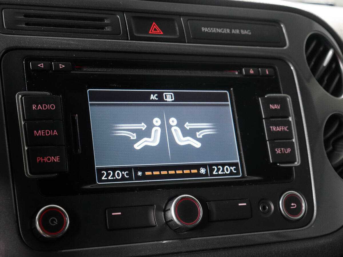 Volkswagen Tiguan, 2012 Фото №15