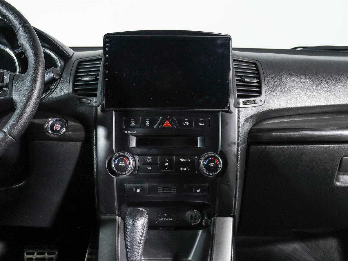 Kia Sorento, 2012 Фото №12