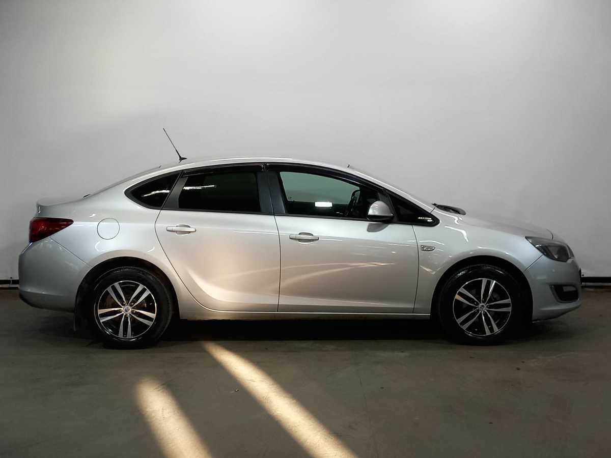 Opel Astra, 2012 - 181 509 км. | Фото №4
