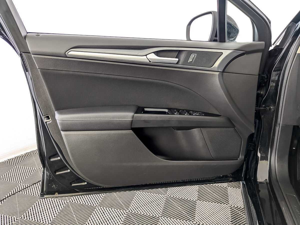 Ford Mondeo, 2017 Фото №14