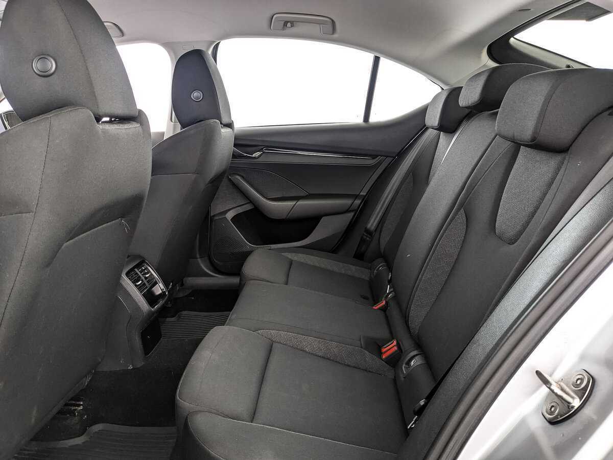 Skoda Octavia, 2021 Фото №14