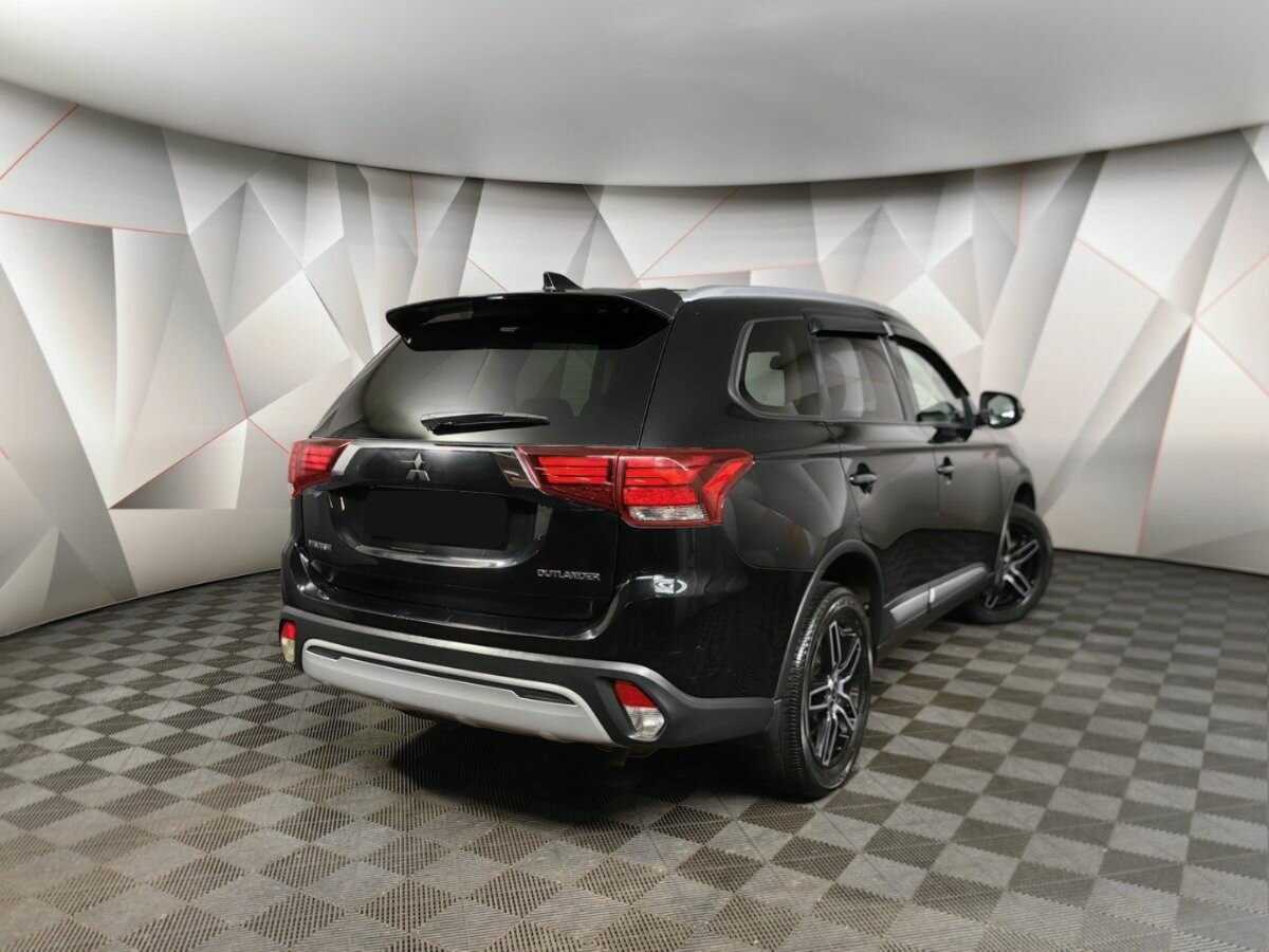Mitsubishi Outlander, 2019 - 79 282 км. | Фото №2