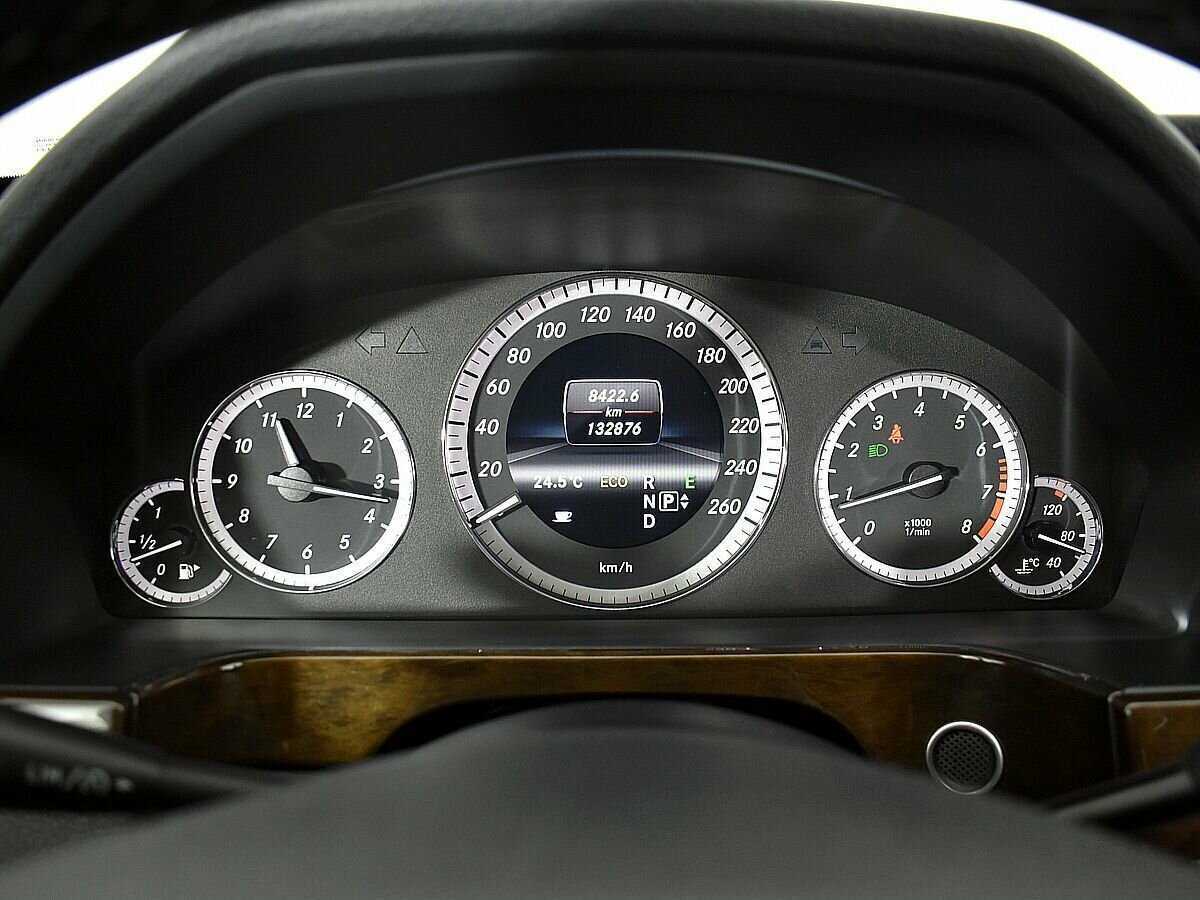 Mercedes-Benz E-Класс 200 7G-Tronic, 2012 Фото №12