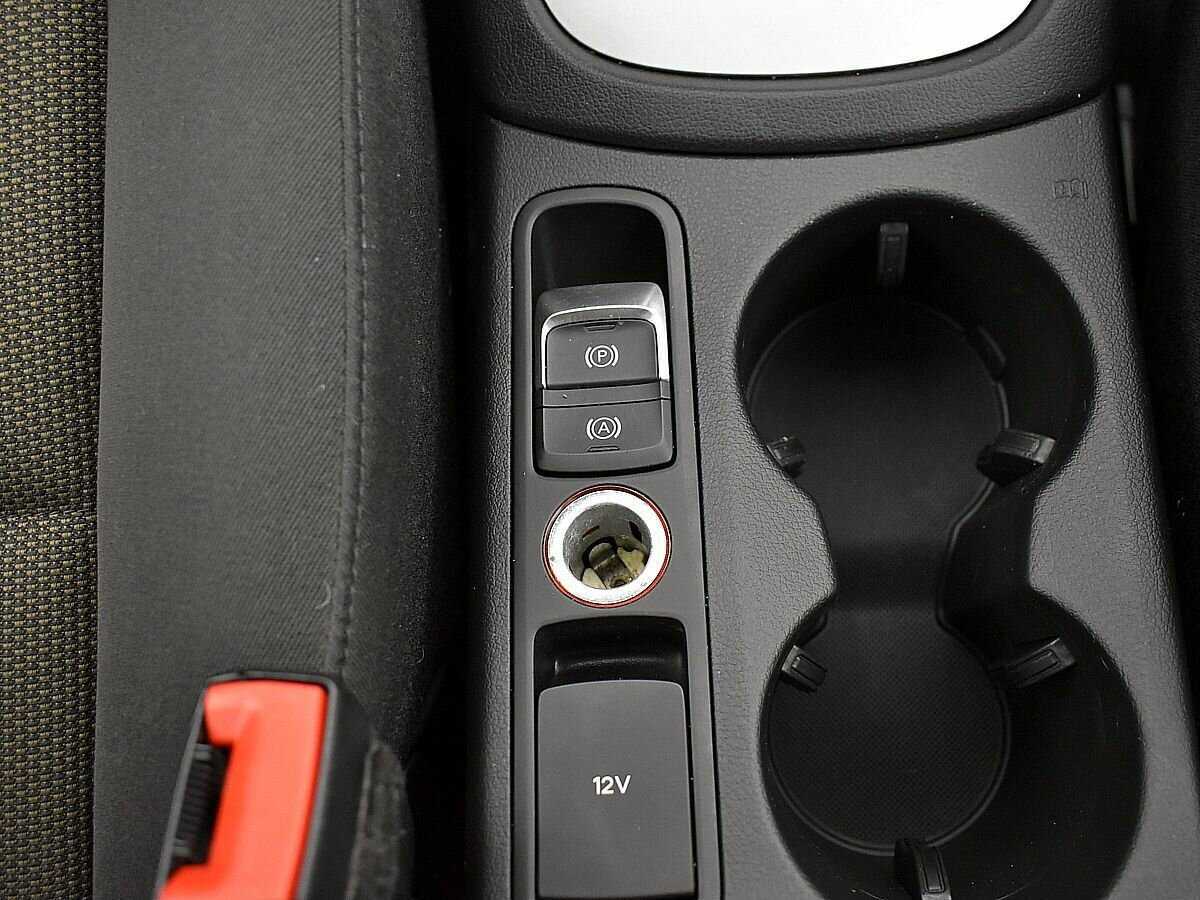 Audi Q3, 2015 Фото №15