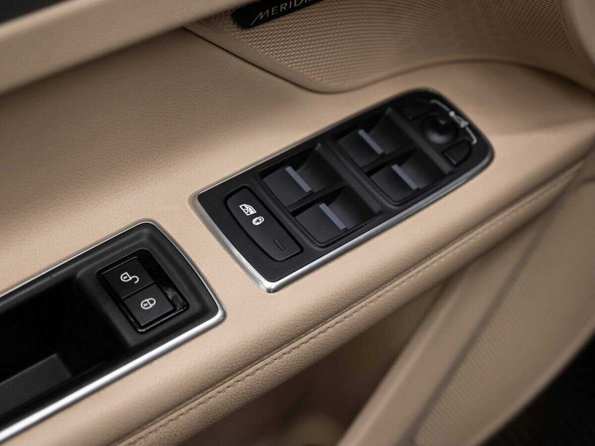 Jaguar XF, 2017 Фото №20